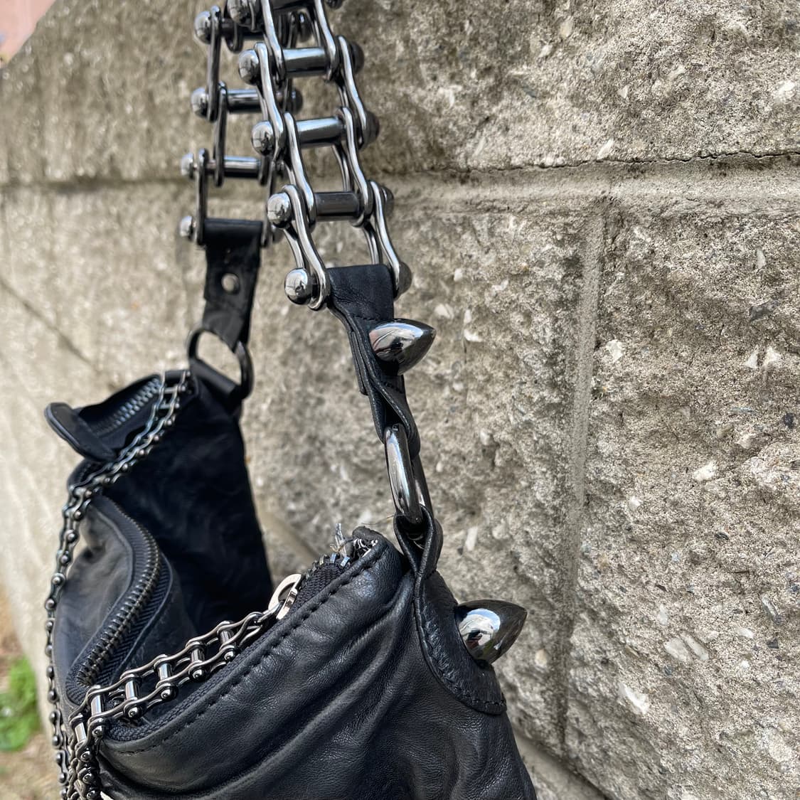 [OS] THOMAS WYLDE 블랙 레더 체인 숄더백 상품이미지9