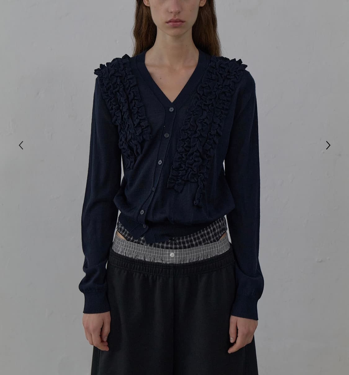 [LCDC] ASYMMETRIC FRILL CARDIGAN (NAVY) 상품이미지1