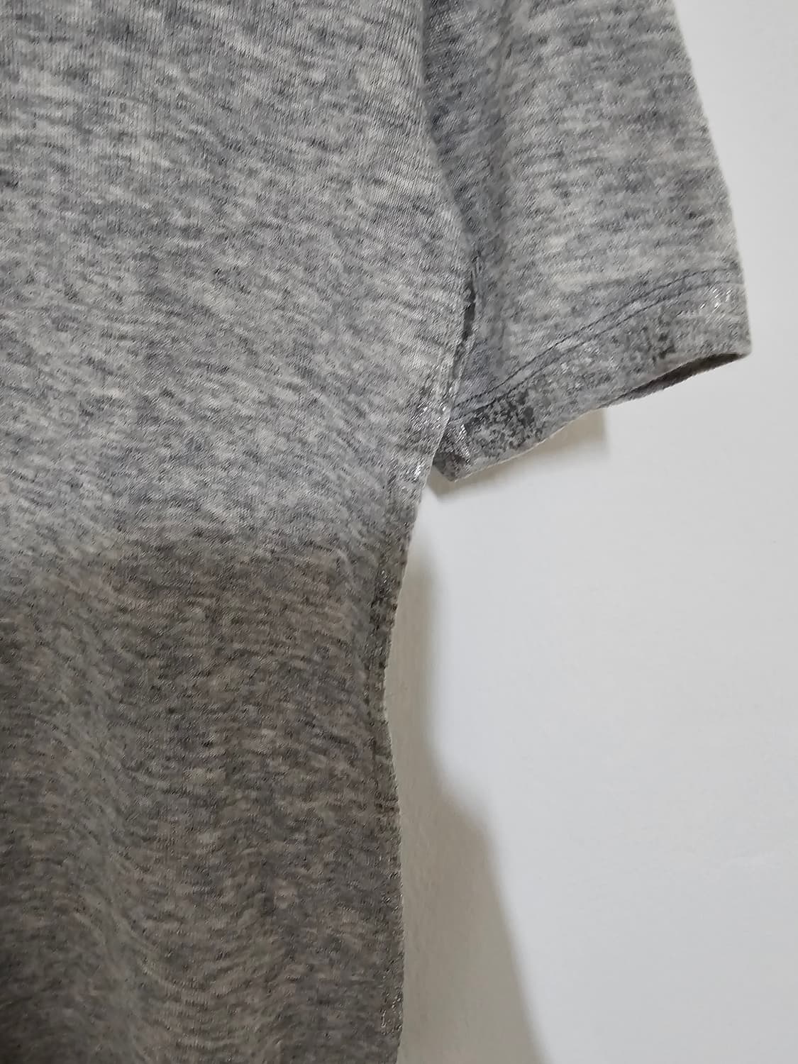 시슬리 라인반짝이 포인트 그레이 반팔티 55. 택만뗀새제품  상품이미지3