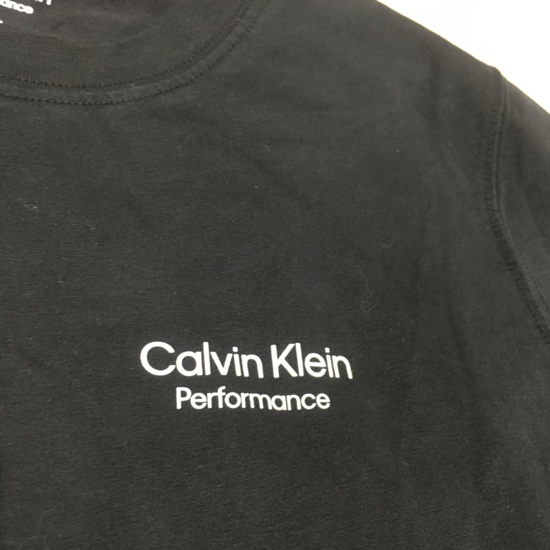 캘빈클라인 스몰로고 롱슬리브 DD06 상품이미지3