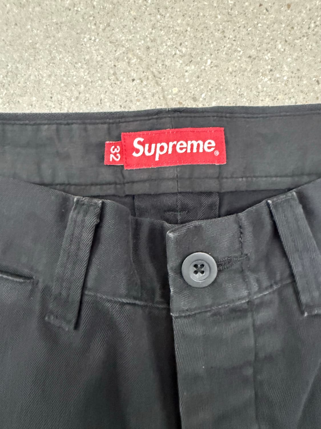 슈프림 핀업걸 치노 블랙 32 워시드 상품이미지3