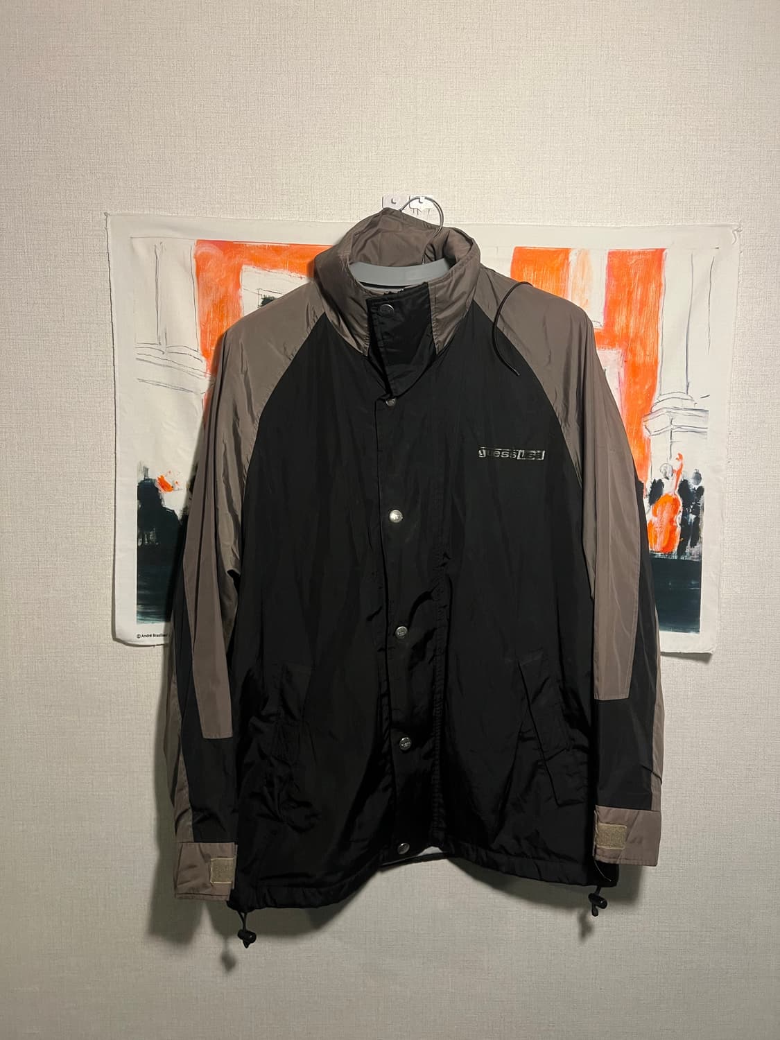 Guess 바람막이 상품이미지1