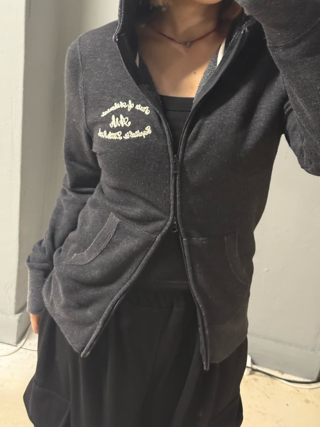 back number back lettering hood zip-up 상품이미지3
