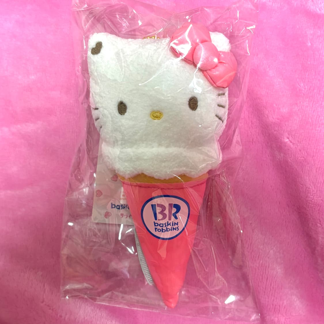 베라X헬로키티 콜라보 인형 상품이미지1