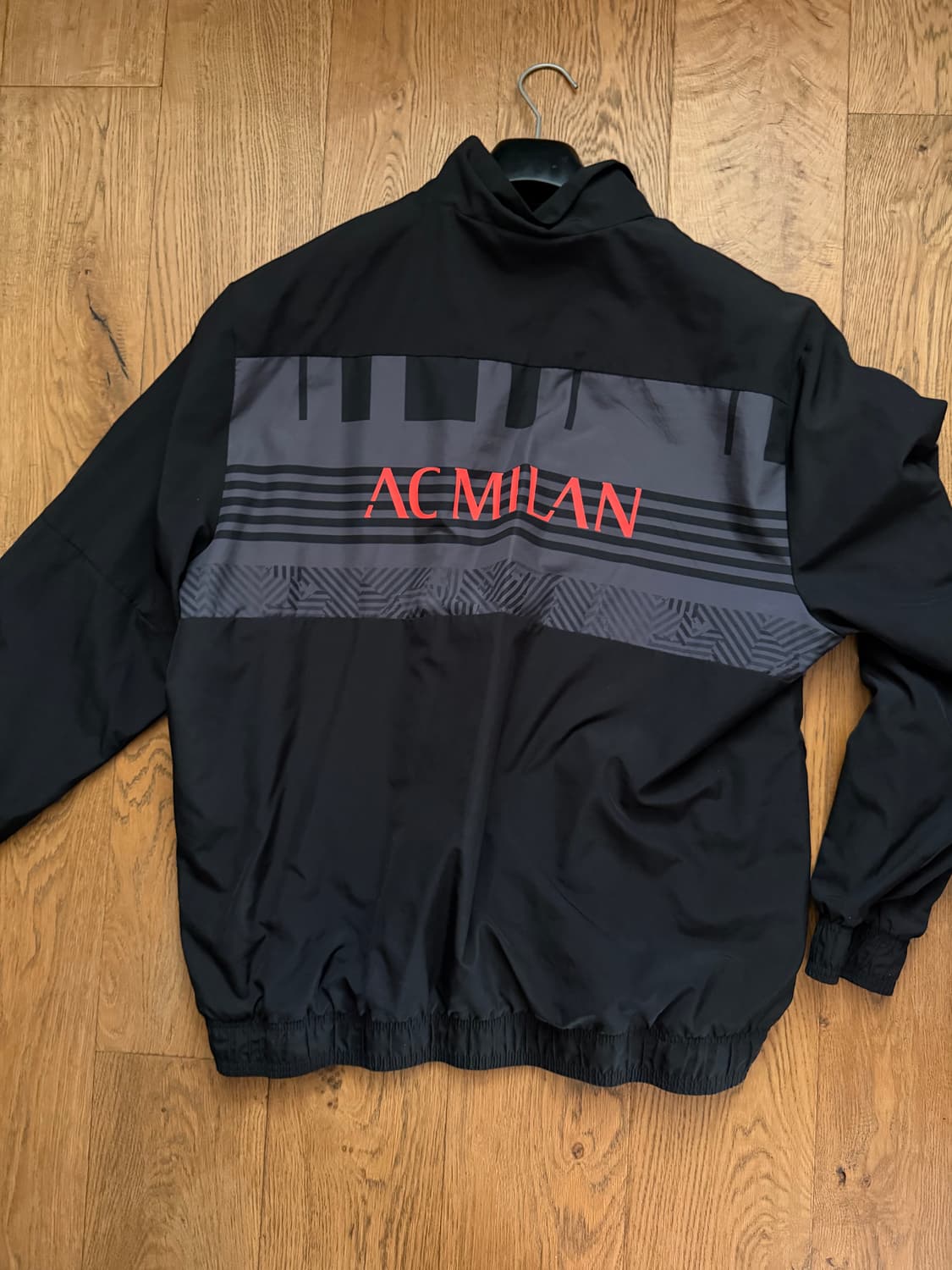 Ac밀란 바람막이 상품이미지2