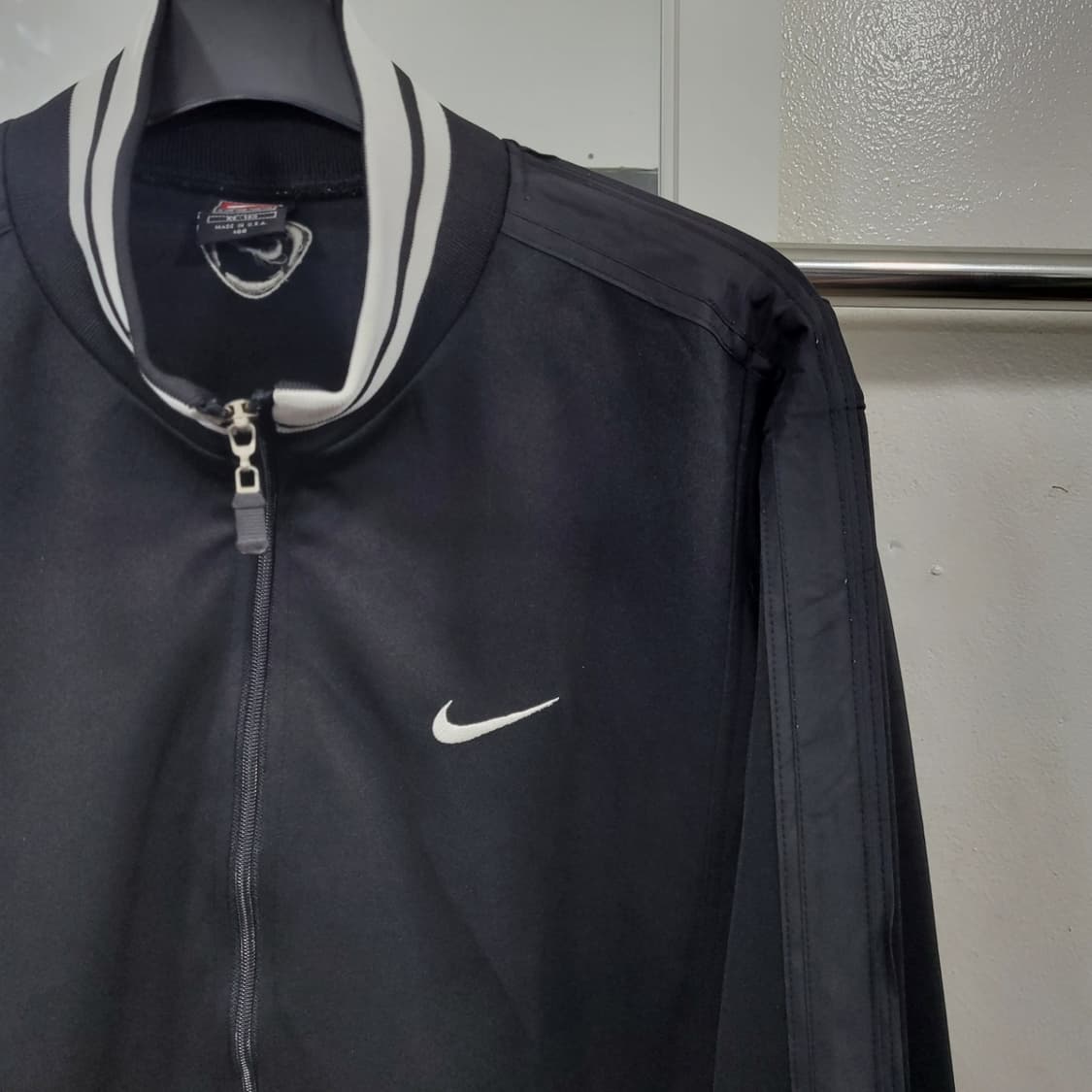 [L] 나이키 스우시 트랙져지 상품이미지3