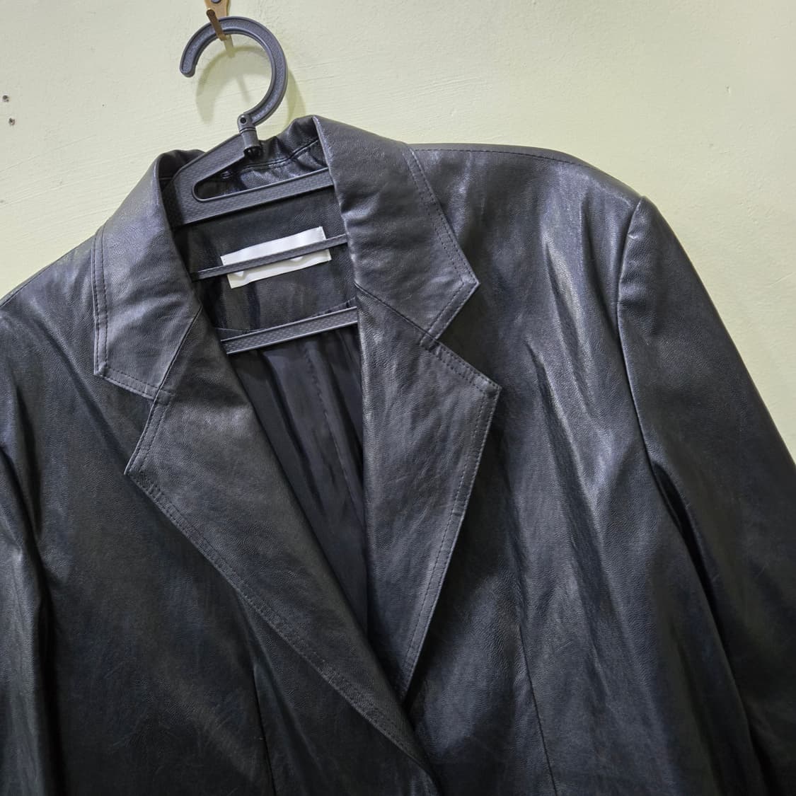 NOTIA 비건 레더 싱글 블레이저 상품이미지2