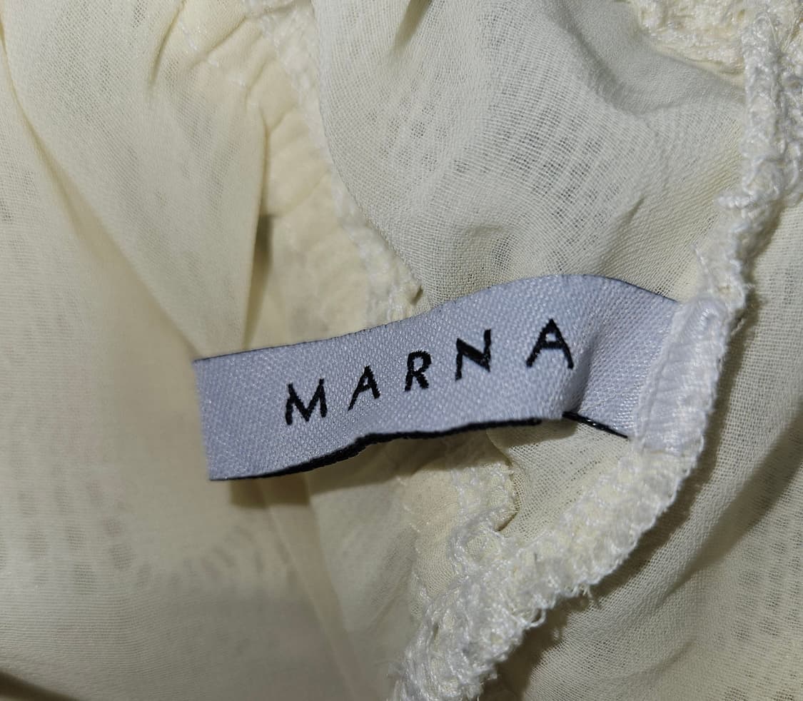 MARNA 🍮밀크푸딩 레트로플라워 오네갸루  슬리브리스 상품이미지5