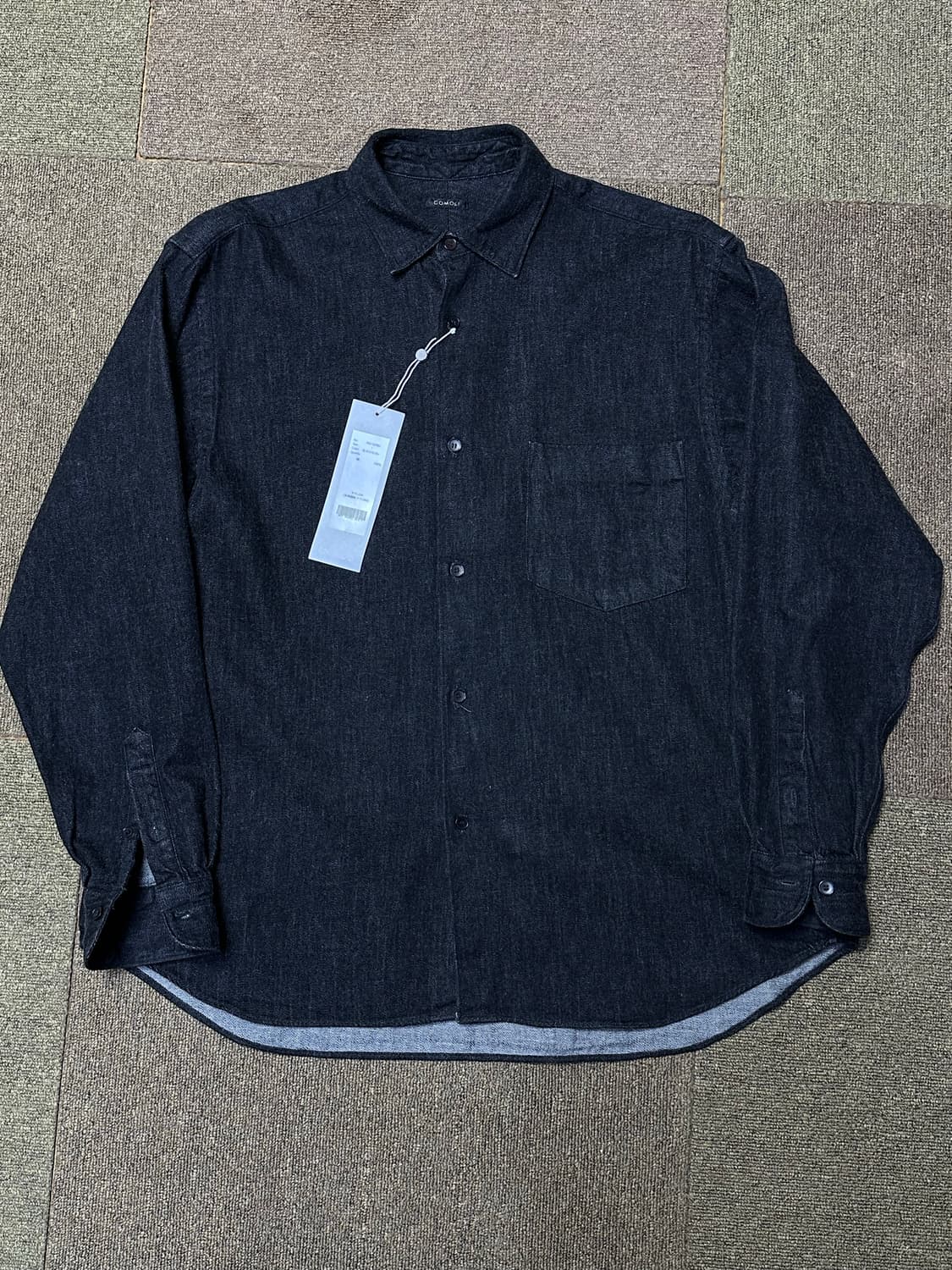 [1] comoli 블랙 에크루 데님 셔츠 상품이미지3