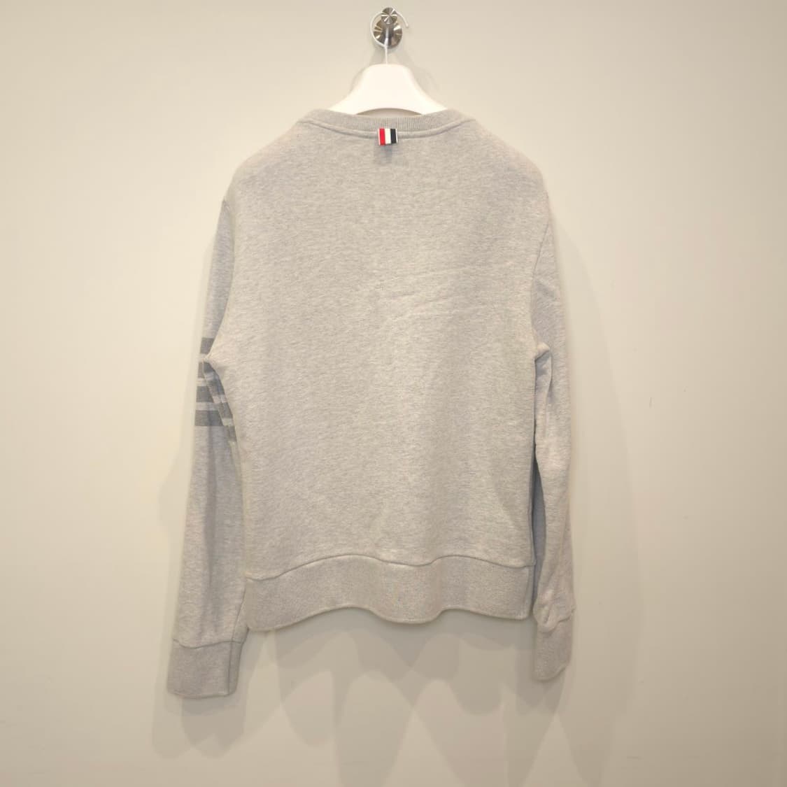 [중고/정품] 톰브라운 사선 완장 맨투맨 그레이 상품이미지2