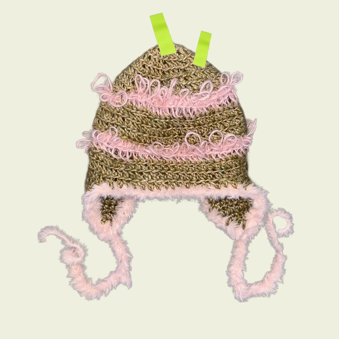 Handmade fluffy earflap beanie 상품이미지1