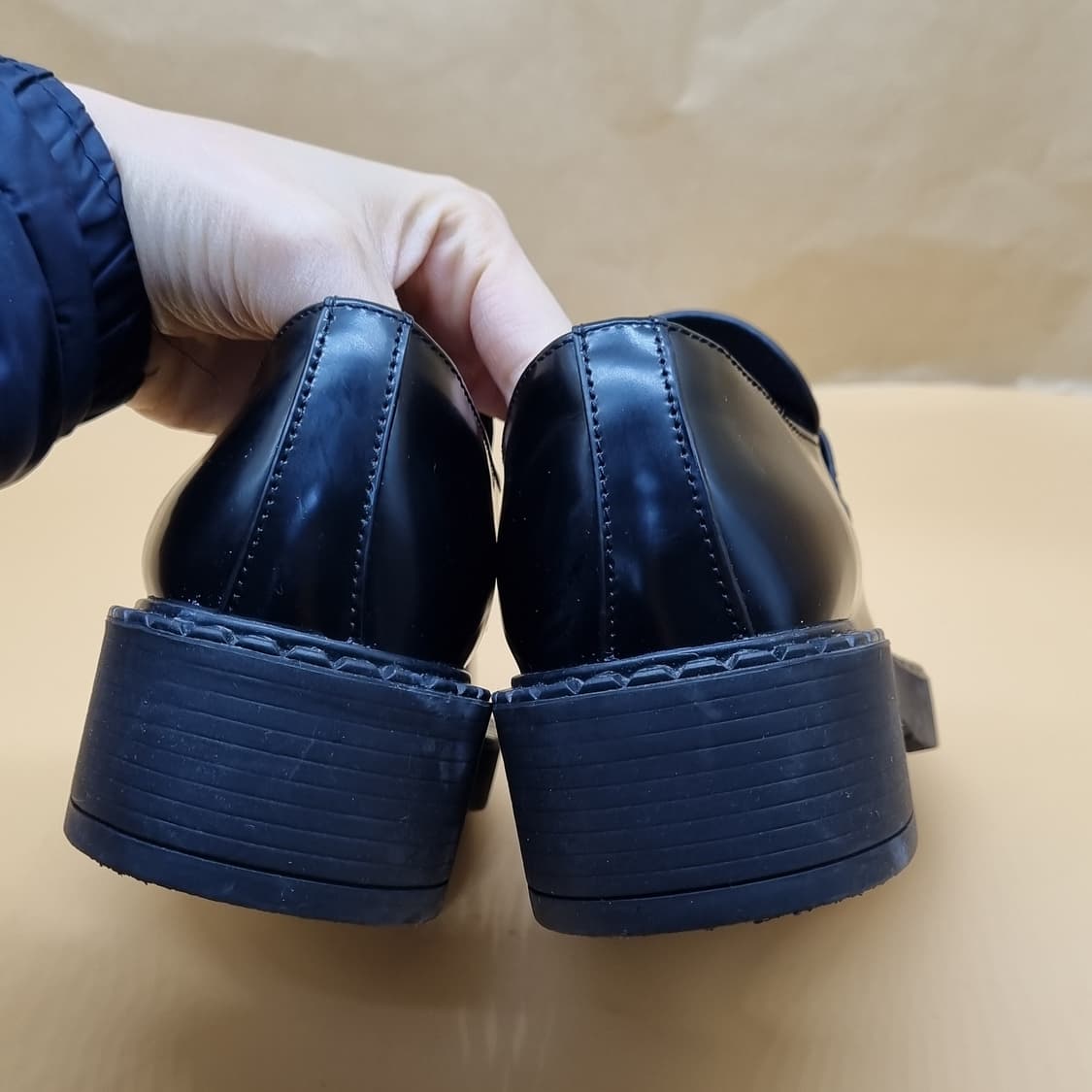 프라닥 브러시드 여성로퍼36 225 굽5 상품이미지4