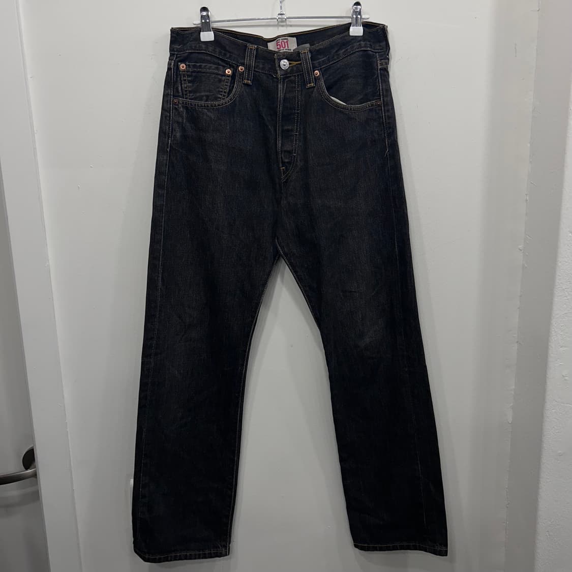 리바이스 501 오리지널 레귤러핏 진청 데님팬츠 상품이미지2