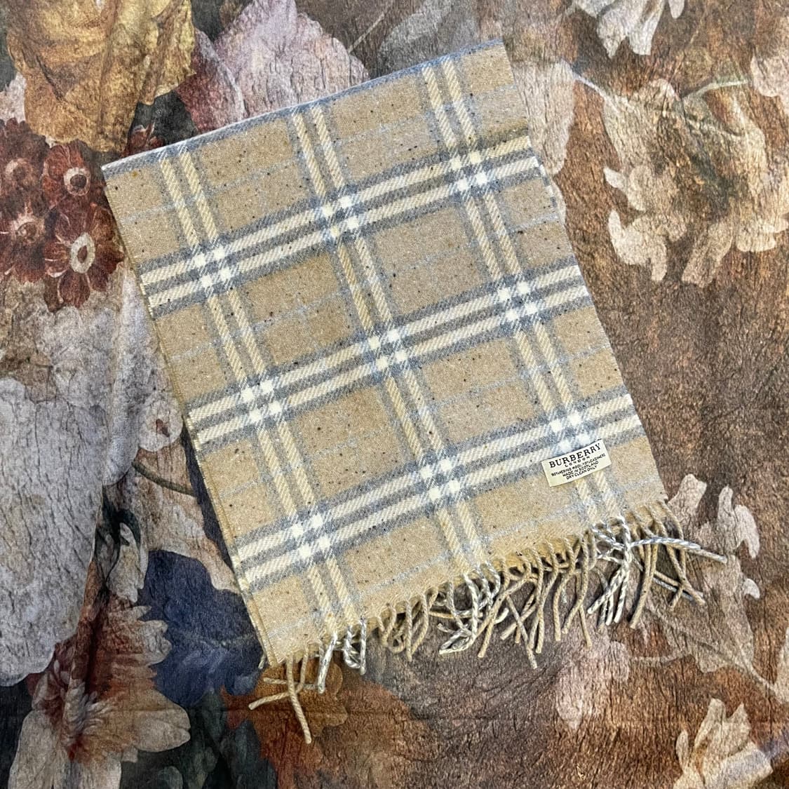 버버리 런던 노바체크 빈티지 울캐시미어 머플러 상품이미지3