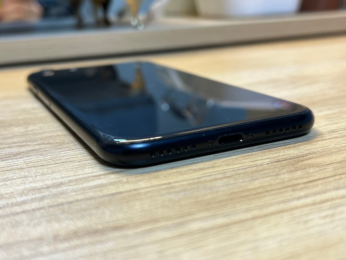 아이폰 SE 2 128G 블랙 상품이미지5