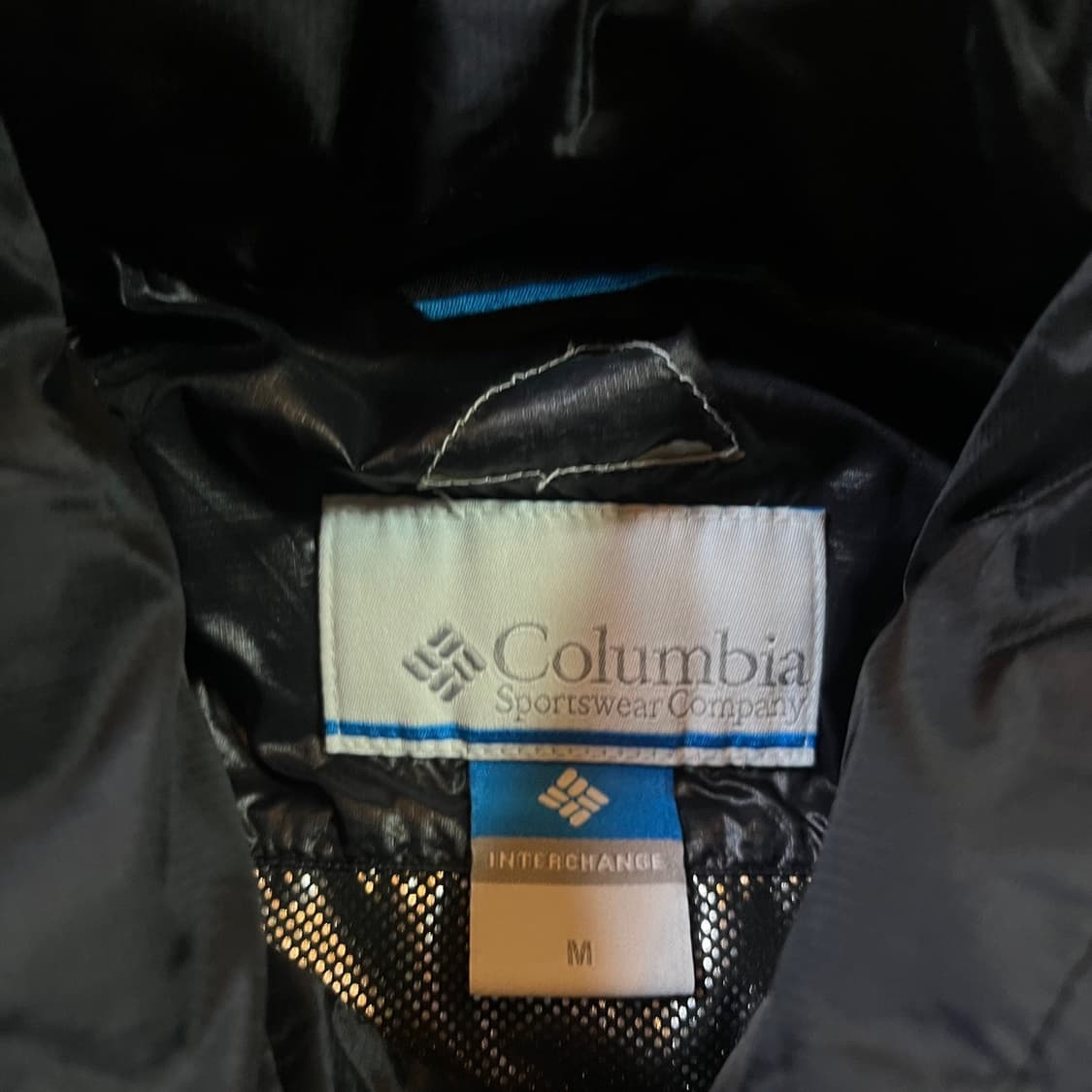 콜롬비아 구스다운 경량패딩  상품이미지4