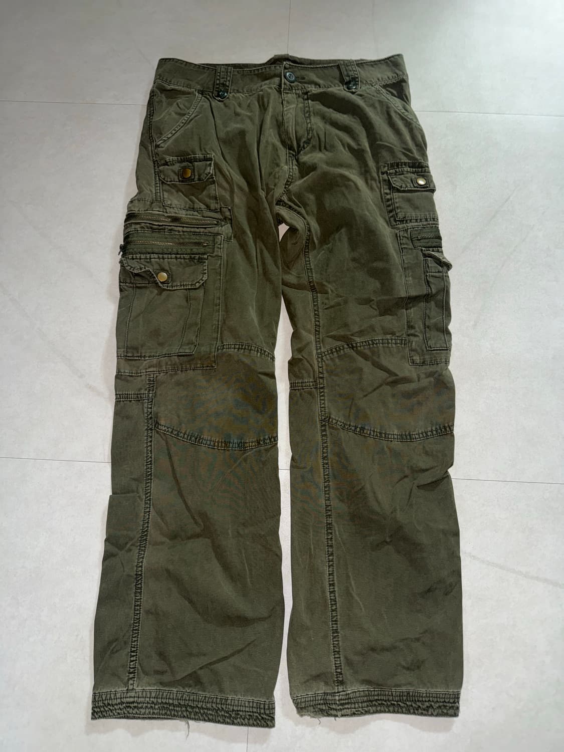 카키색 카고 팬츠 상품이미지1