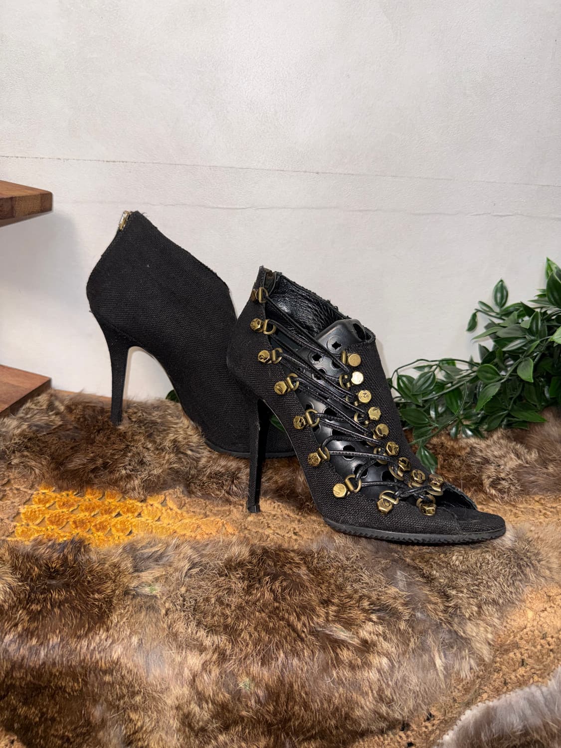 BALMAIN lace up sandal heels 상품이미지5