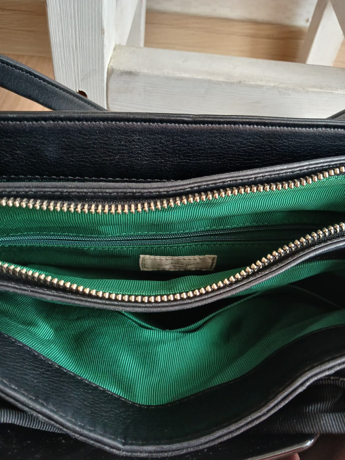 machiko jinto 일본브랜드의 블랙가죽가방  상품이미지6