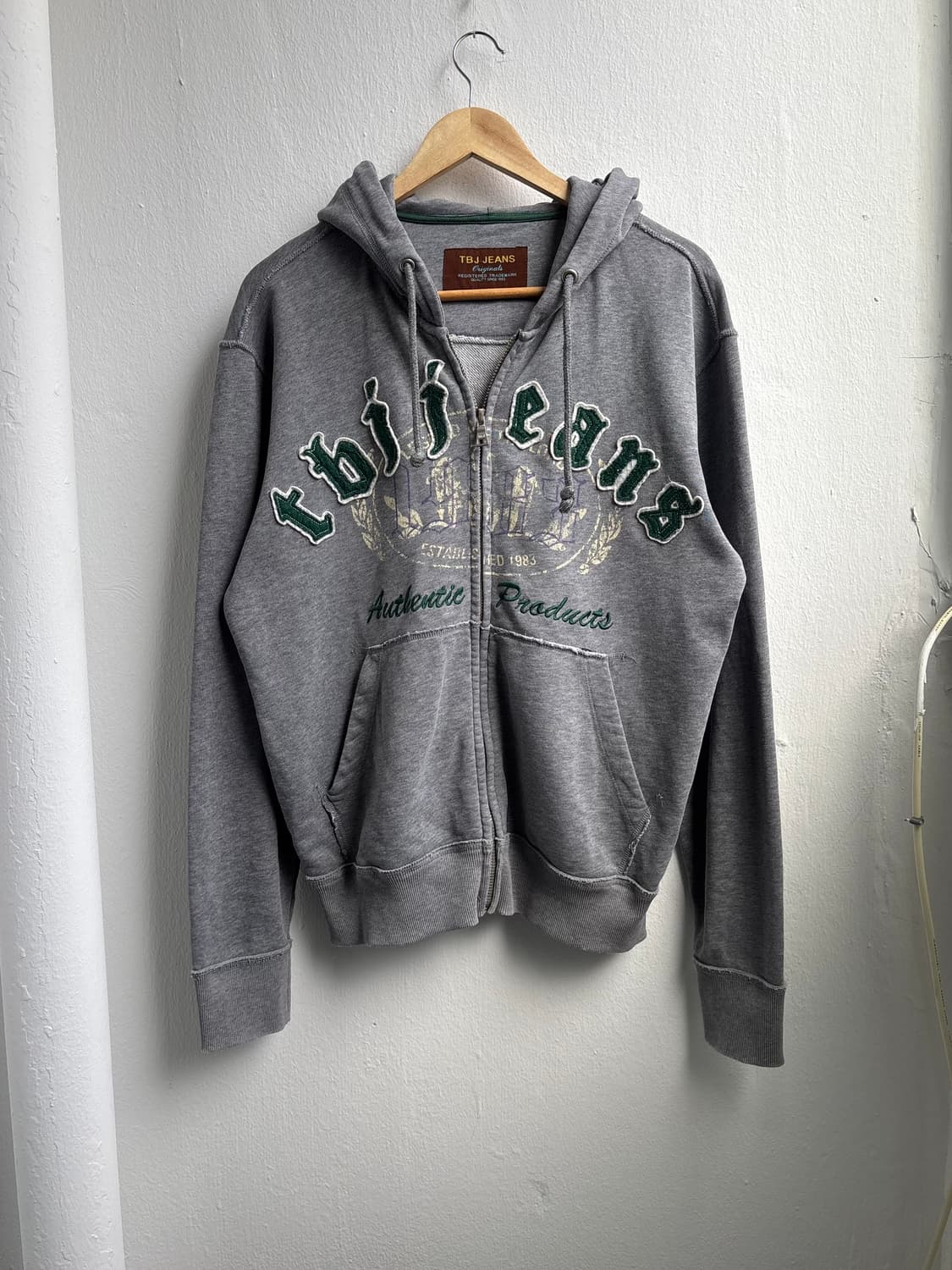 TBJ Jeans Grey Embroidered Hood Zip-Up 상품이미지3