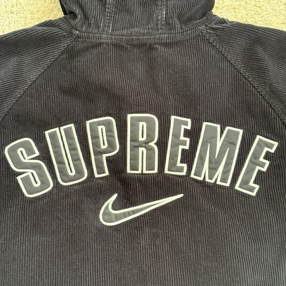 슈프림 x 나이키 아크 코듀로이 후드집업 블랙 상품이미지2