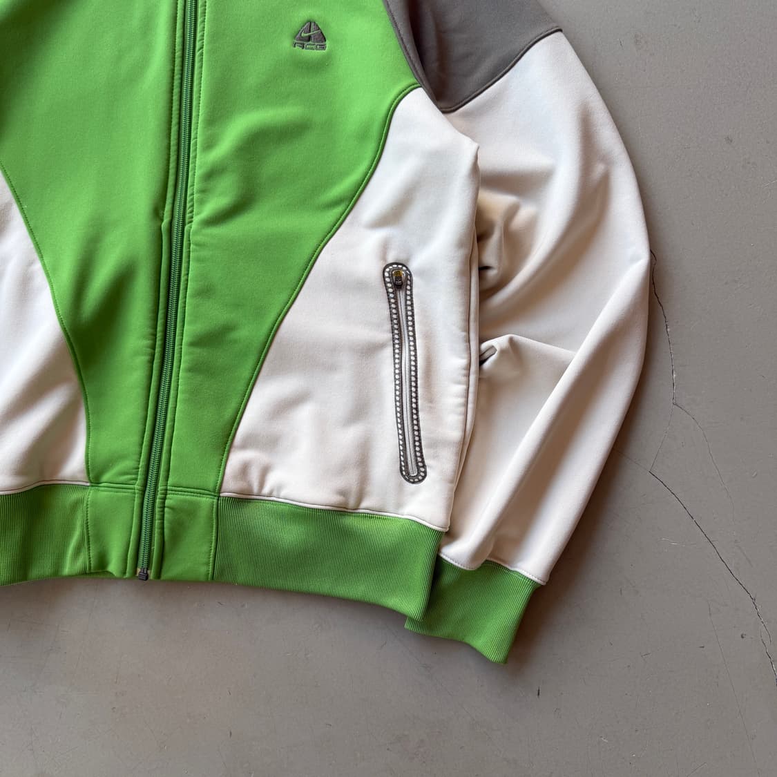 나이키 acg 트랙 자켓 상품이미지2