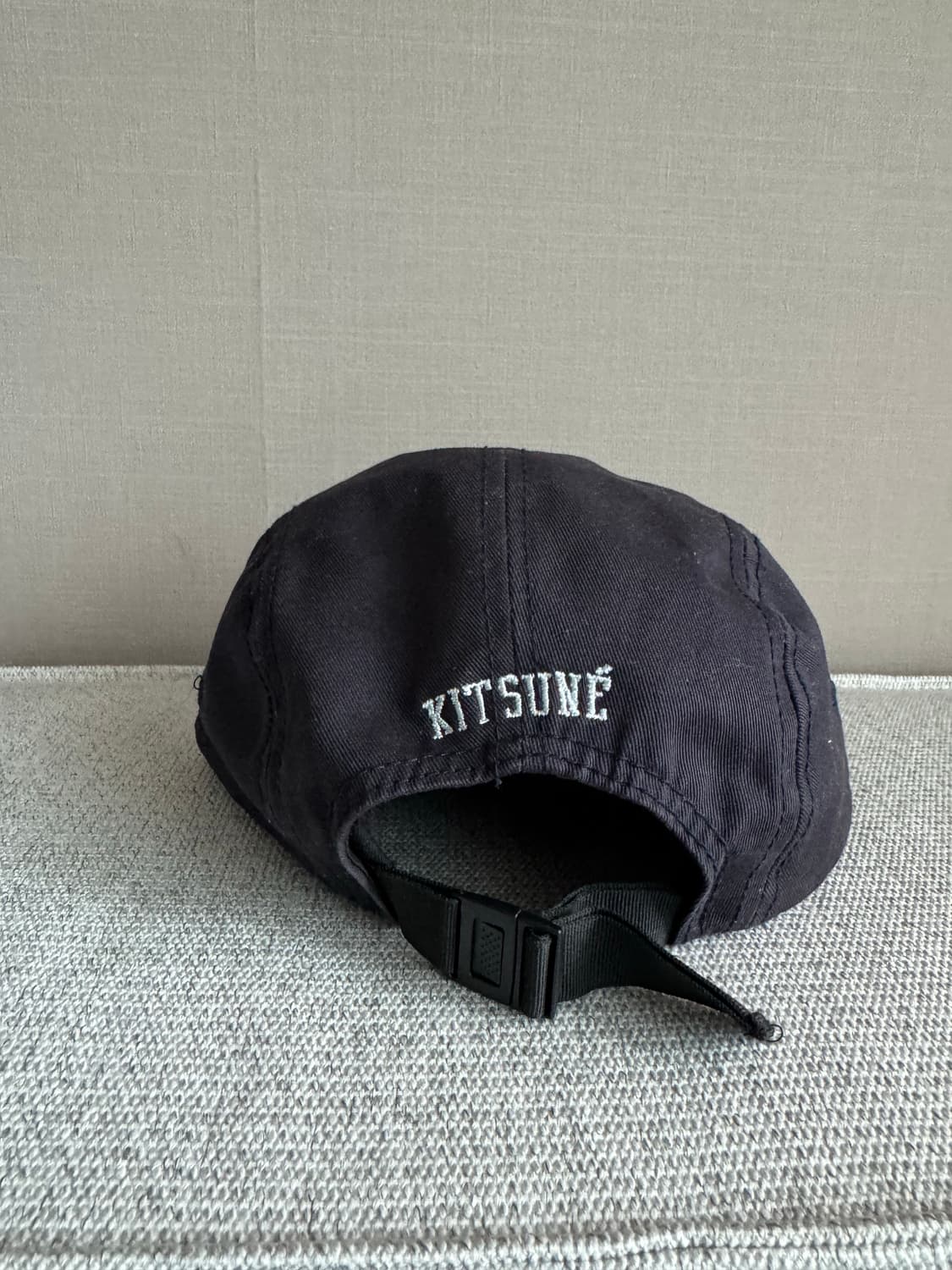 [Maison Kitsune] 키츠네X뉴에라 파리지앵 캠프캠_네이비 상품이미지3