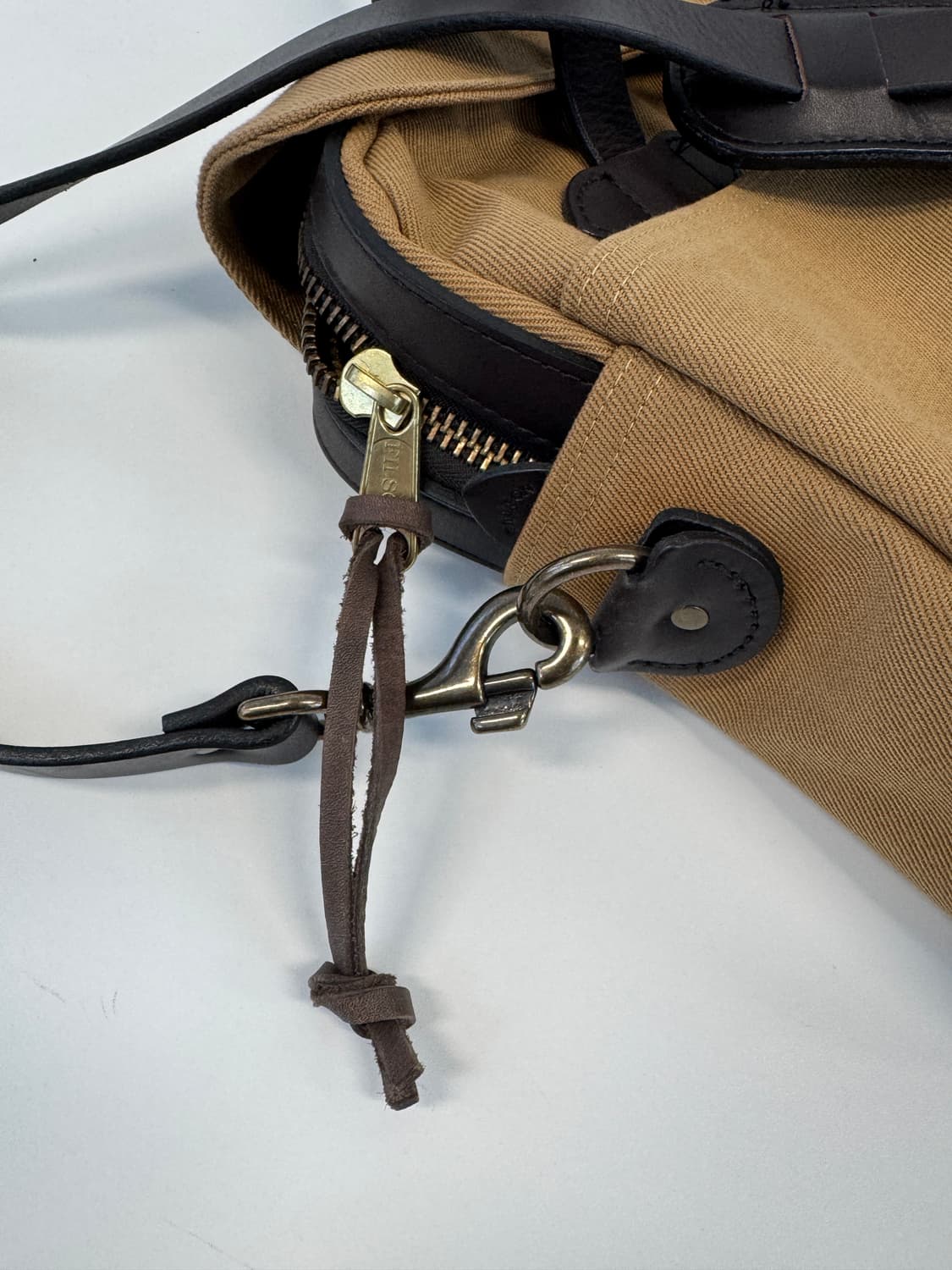 필슨 256 탄 브리프케이스 상품이미지8