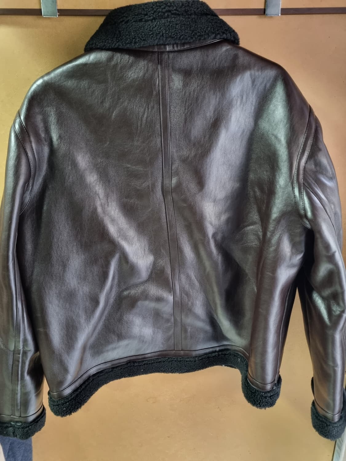 수아레 남성 무스탕 자켓  상품이미지2