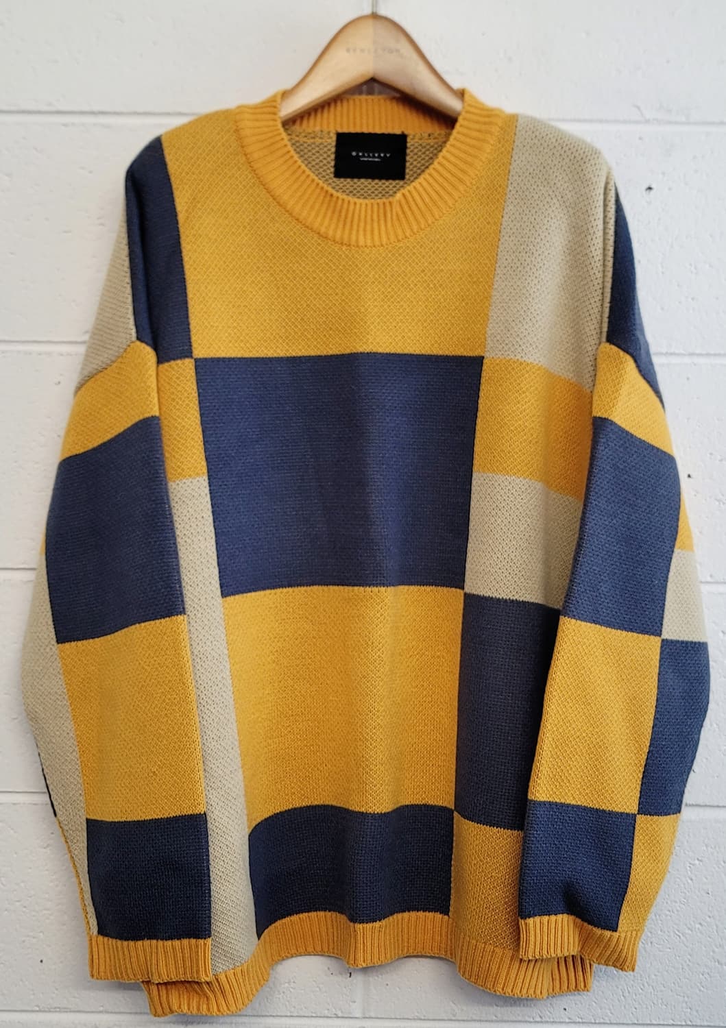 갤러리(GALLERY) 비비드 자가드 체크패턴 루즈핏 니트티셔츠 판매 상품이미지1