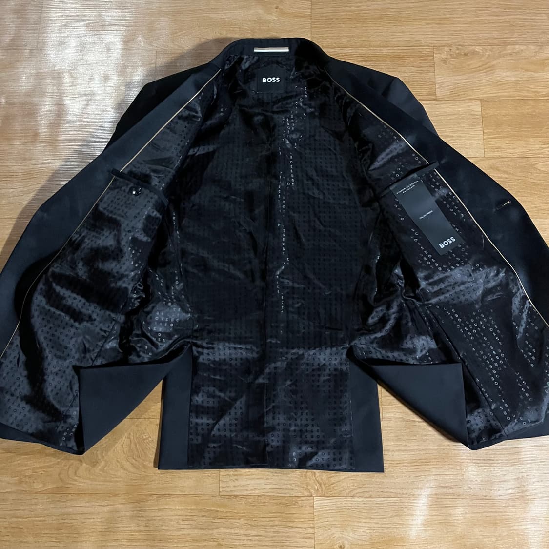 [100] 휴고보스 25ss 턱시도 자켓 상품이미지8