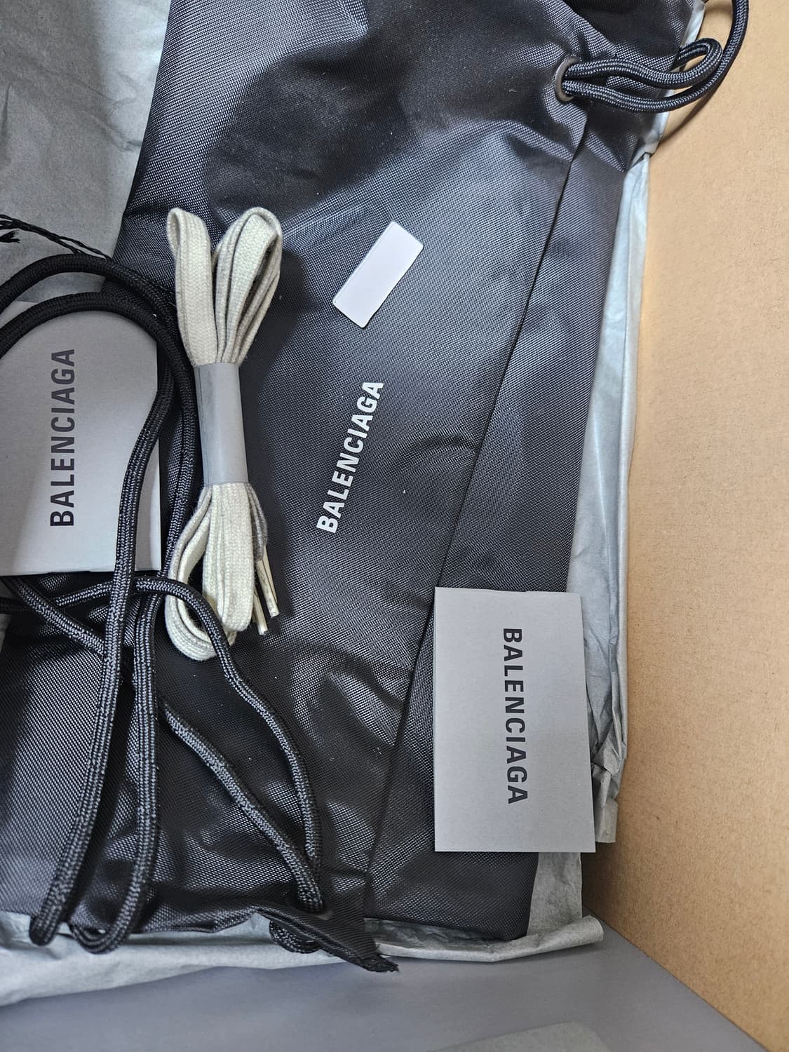 발렌시아가 3XL 에그쉘 37사이즈  상품이미지7