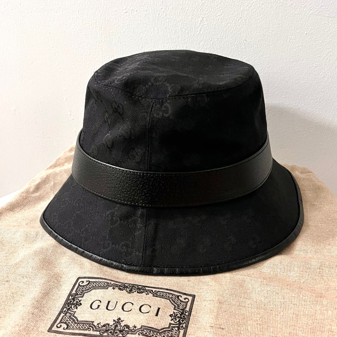 [미사용/정품] 구찌 GG 버킷 모자 블랙 버킷햇 상품이미지3