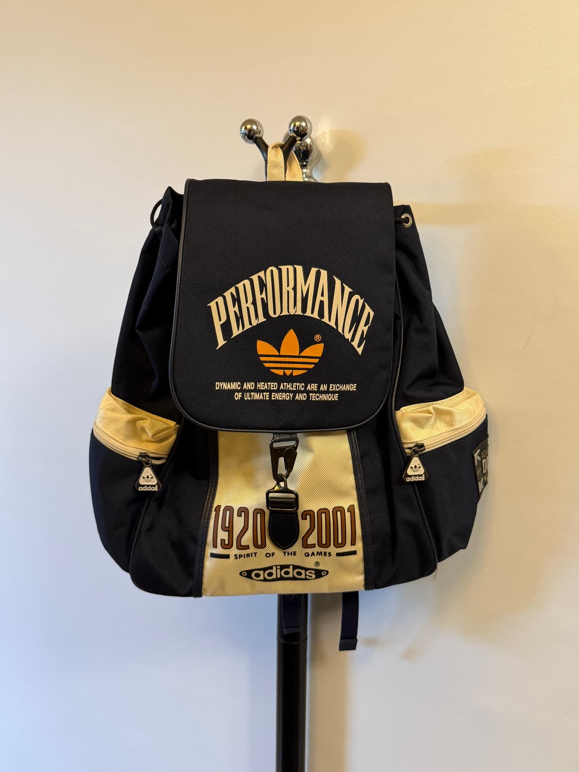 아디다스 90‘s 국내유일 빈티지 백팩 상품이미지1