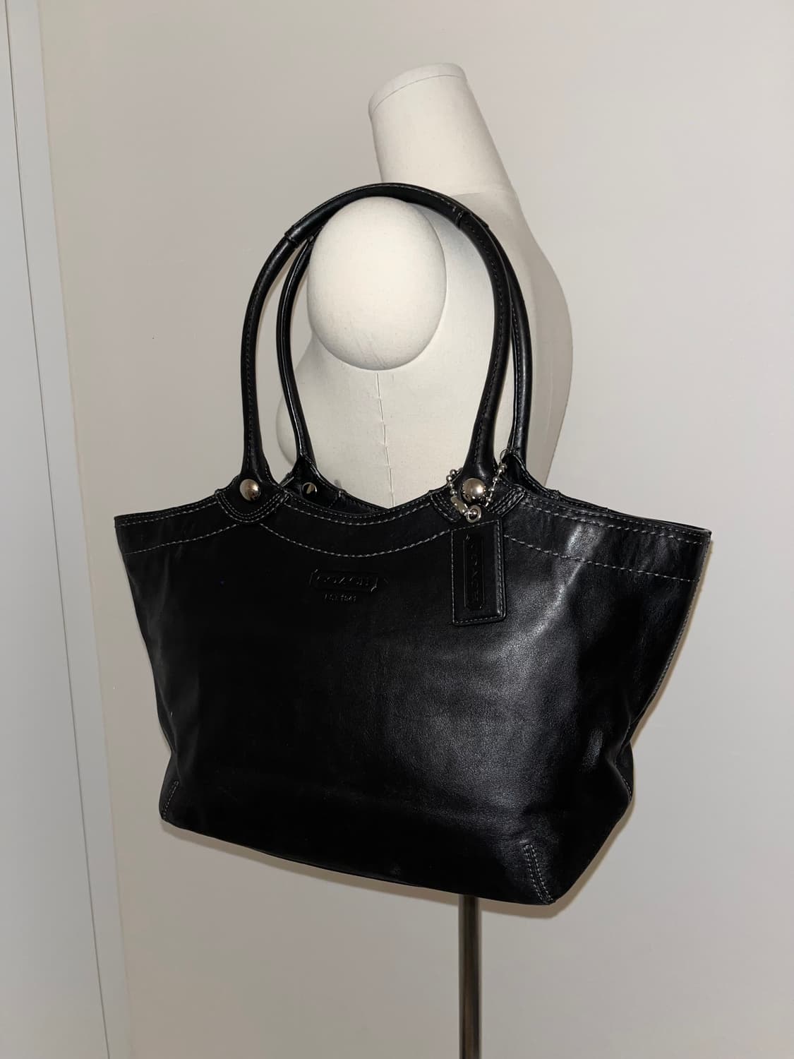  📦2000ss Coach allblack shoulder bag 상품이미지2