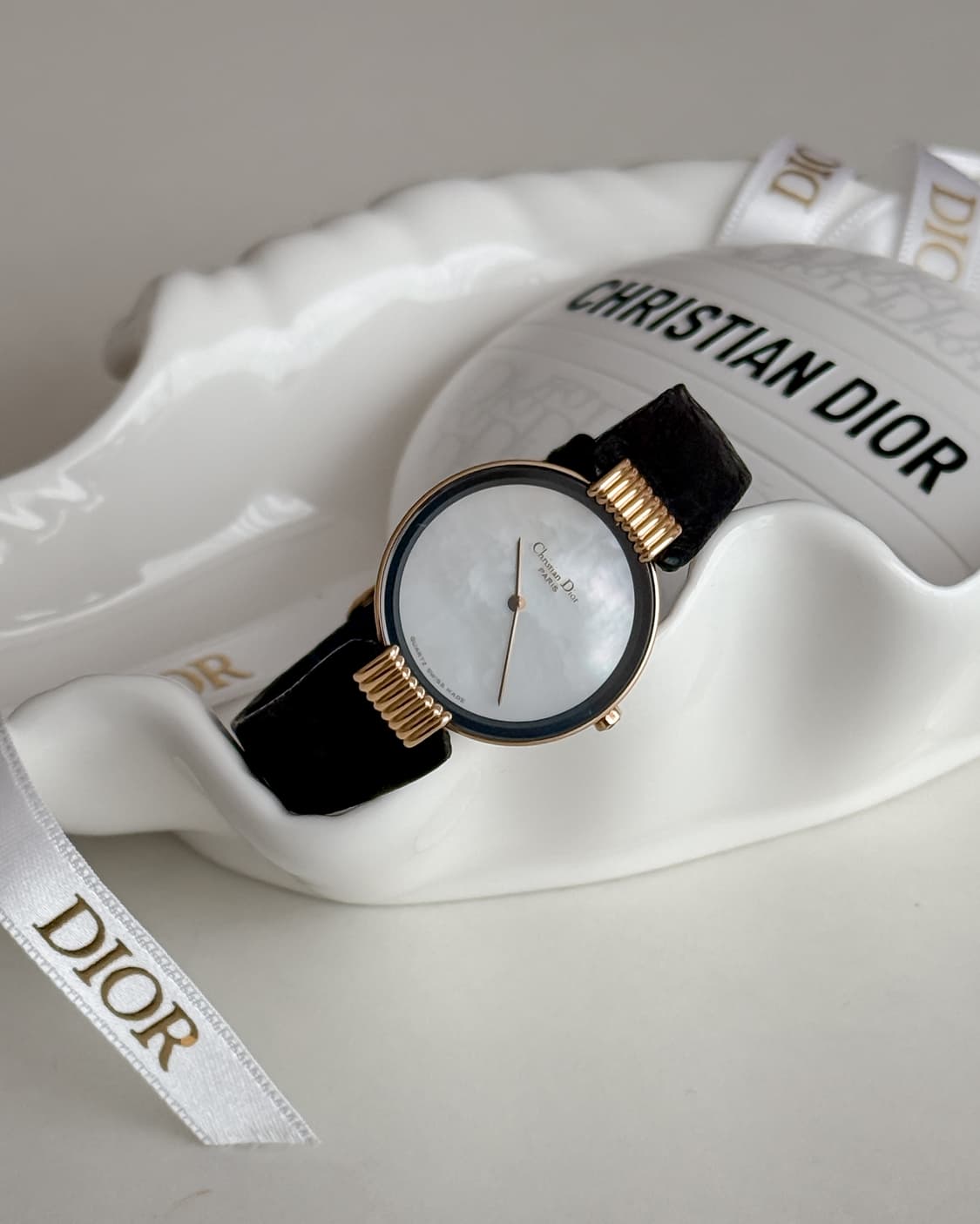 디올 블랙문 시계 상품이미지1