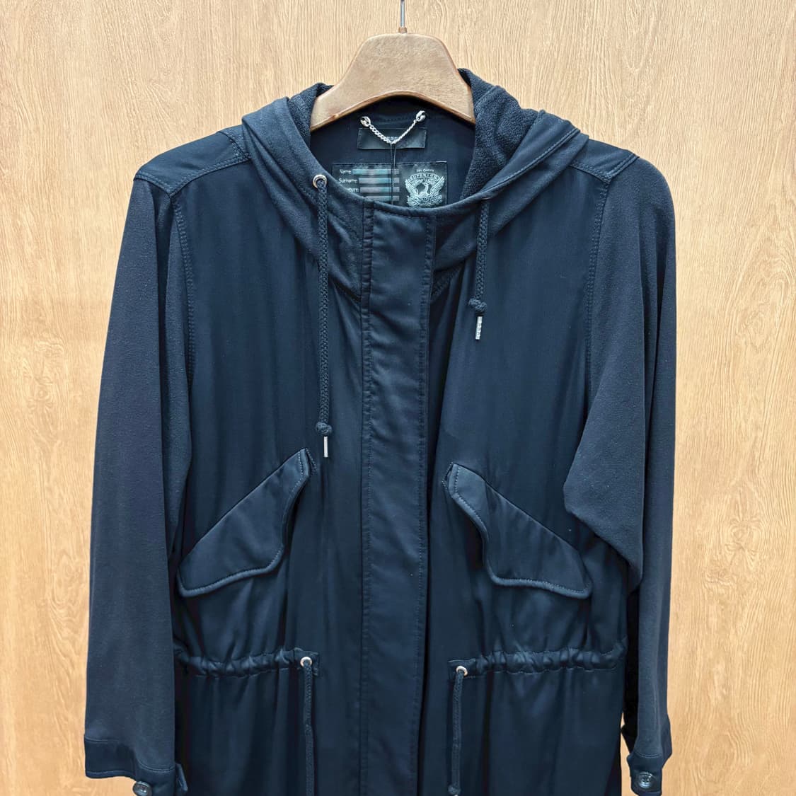 디젤 코튼 롱 후드 자켓 플랩 포켓 드로우 스트링 디테일 레귤러핏 블랙 상품이미지4