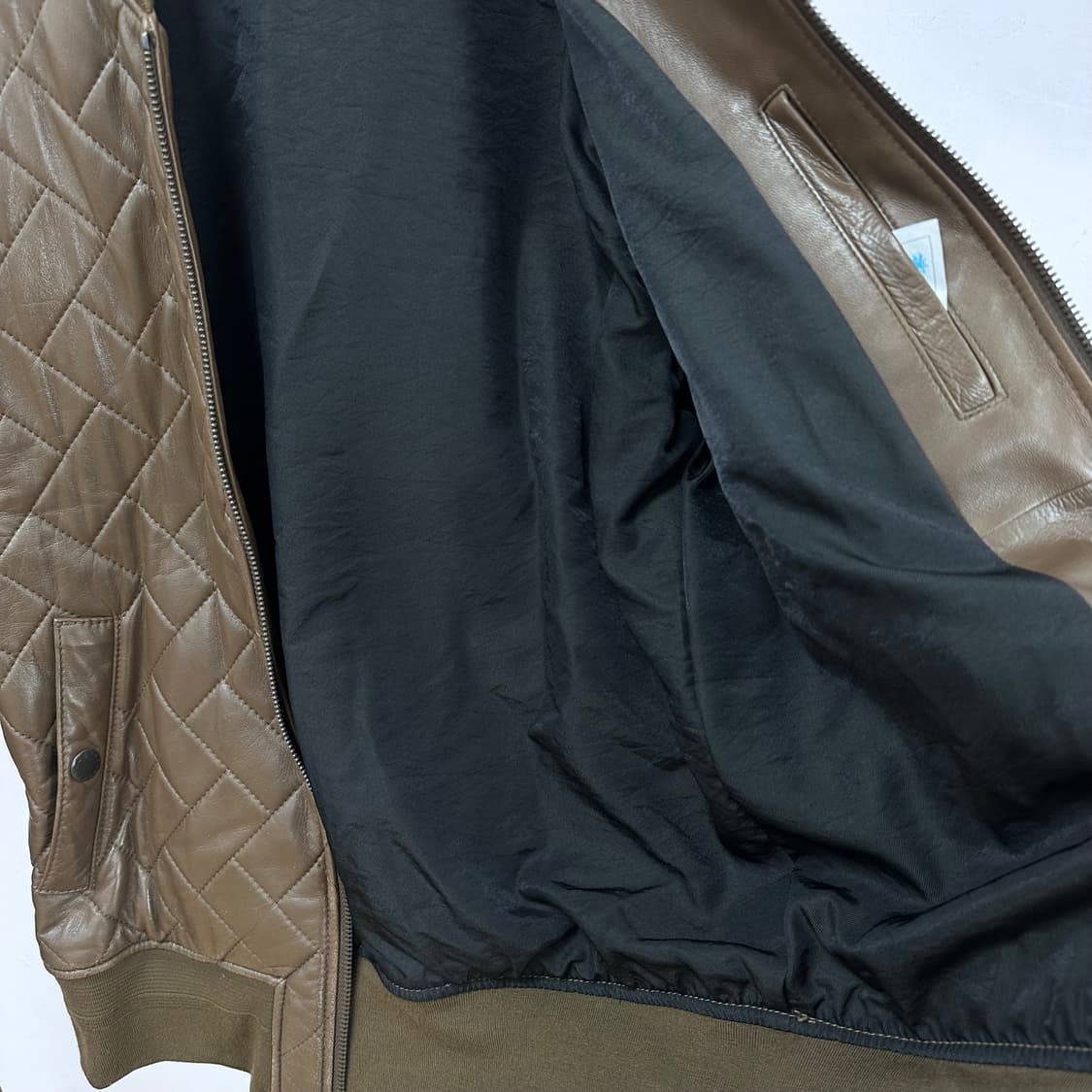 커스텀 멜로우 슬림핏 퀼팅 레더 블루종 100 (실90-95) J20 상품이미지9