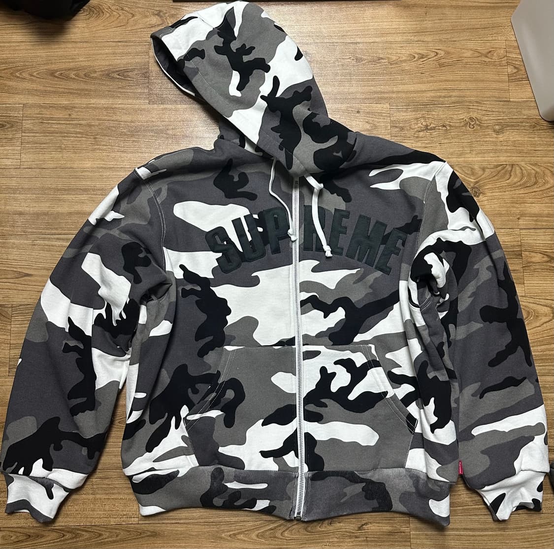 슈프림 아크써멀 후드집업 스노우카모 상품이미지3