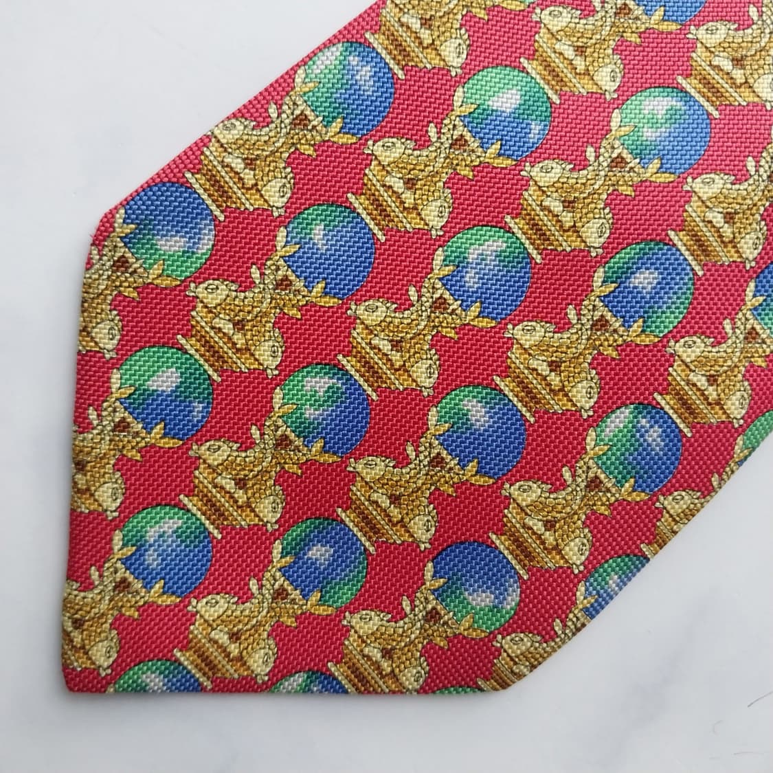 레오나드 실크 레드 오브젝트 패턴 넥타이 9.6cm A+등급 K1260
 상품이미지6