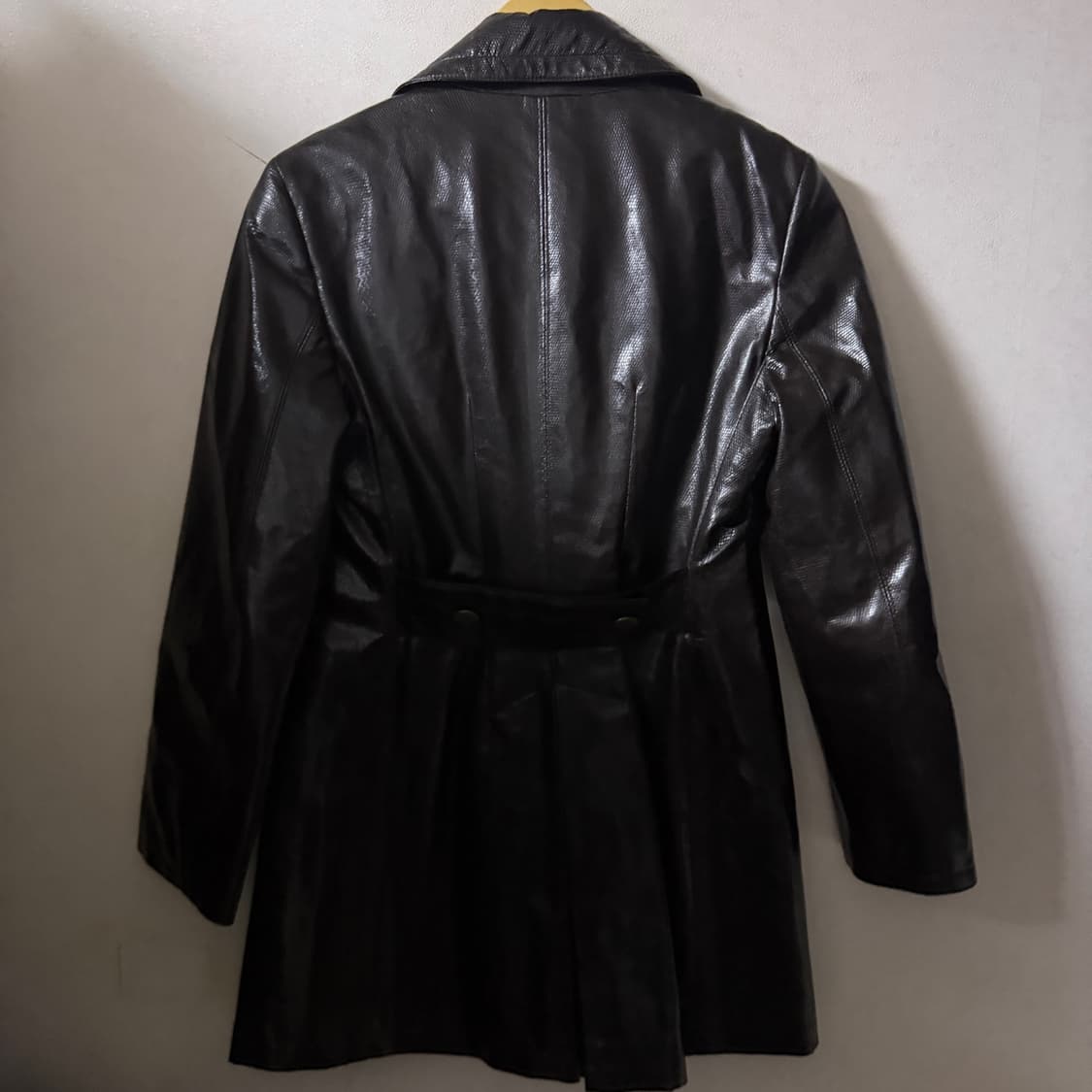 모스키노 여성 가죽느낌 폴리 트렌치 코트 (44정도) 상품이미지5