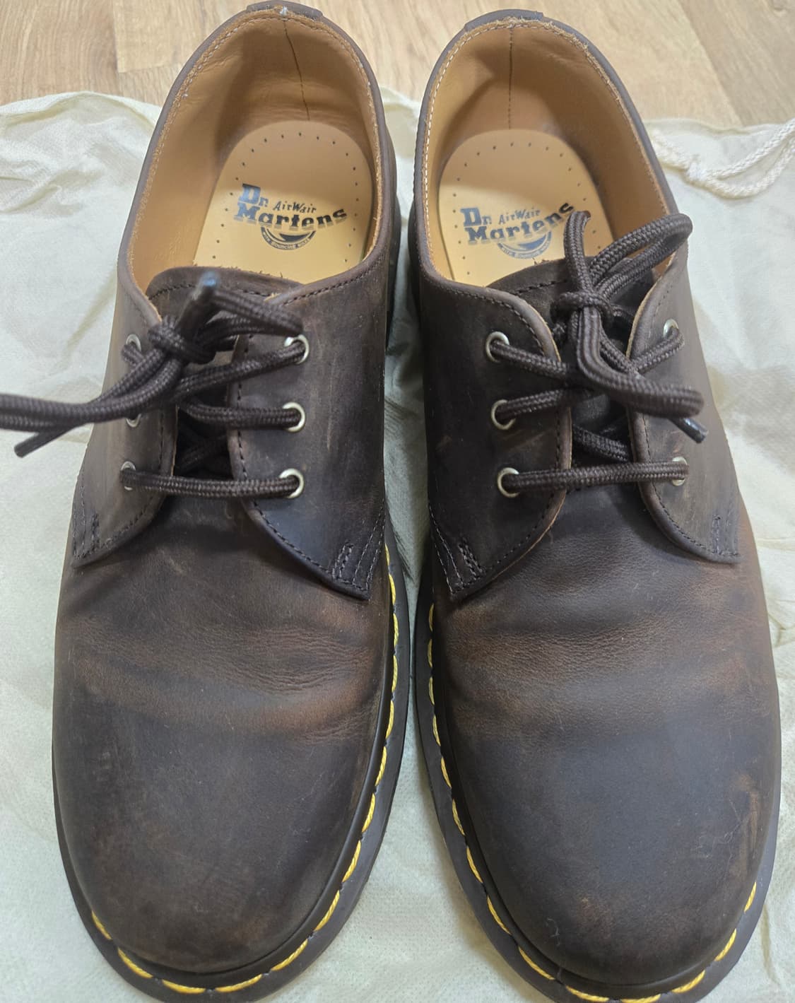 닥터마틴 1461 크레이지호스 270 팝니다. 상품이미지1