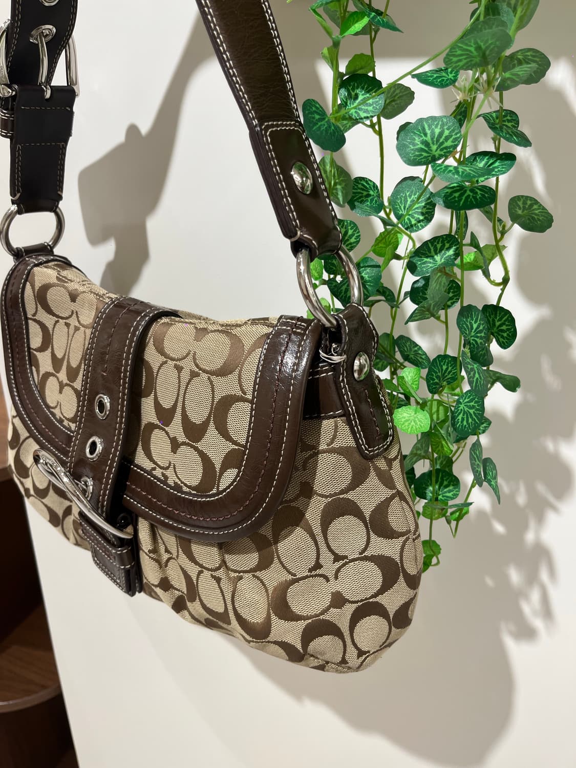 Coach Basic Brown Shoulder Bag 상품이미지4