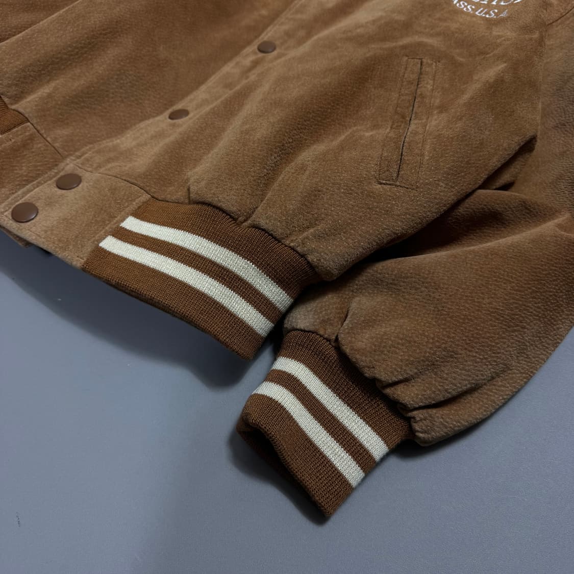 컨버스(CONVERSE) 00's 베이지 피그스킨 스펠아웃 봄버 자켓 상품이미지5