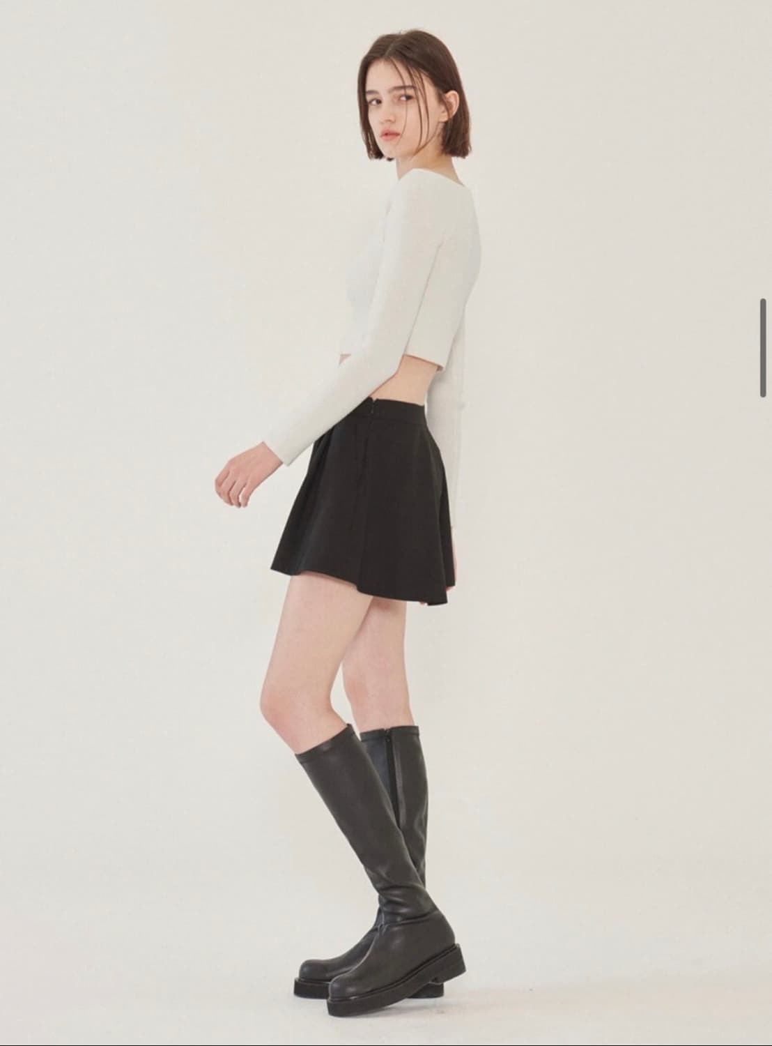 헤더먼트 front hook off-shoulder knit_white 상품이미지4