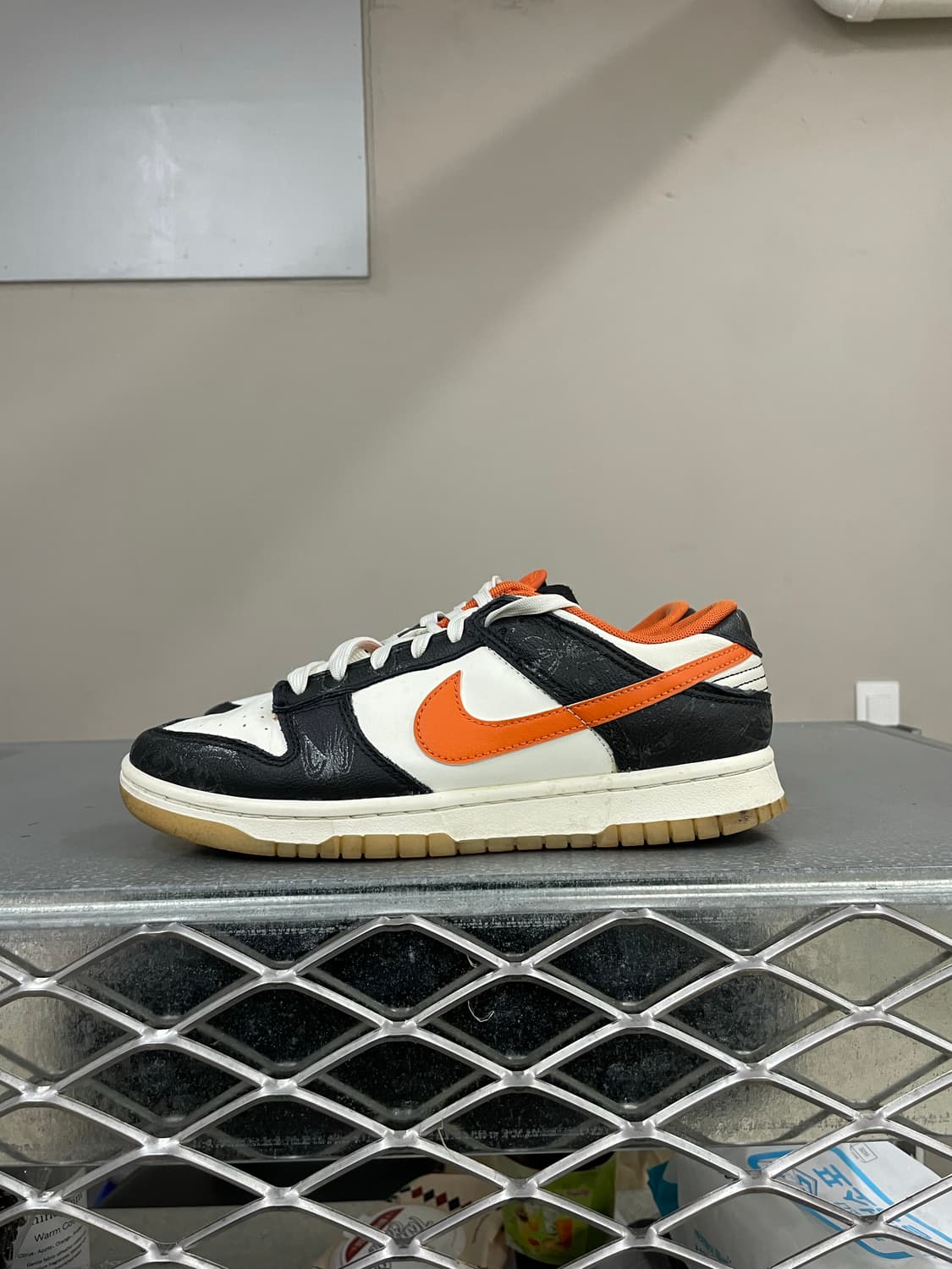 나이키 덩크 로우 레트로 프리미엄 할로윈 255 상품이미지1