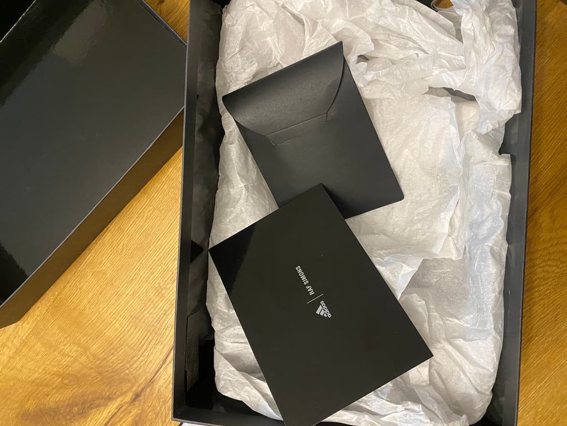 라프시몬스 오즈위고 화이트 260 상품이미지5