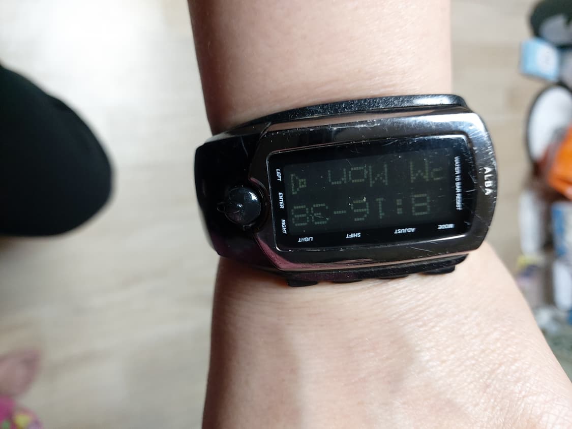 알바에서 나온 디지털 전자시계 상품이미지4