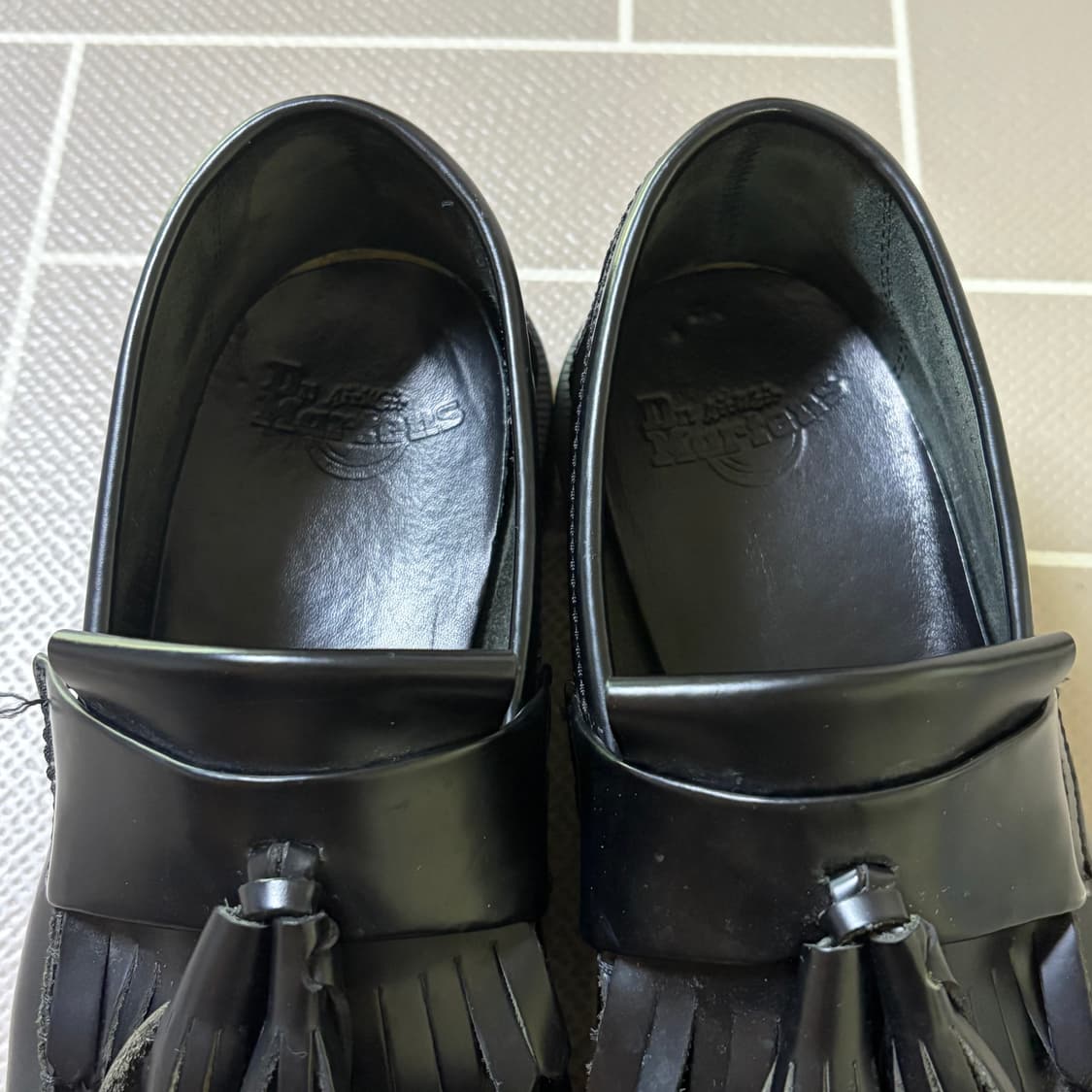 닥터마틴 아드리안 42 상품이미지3