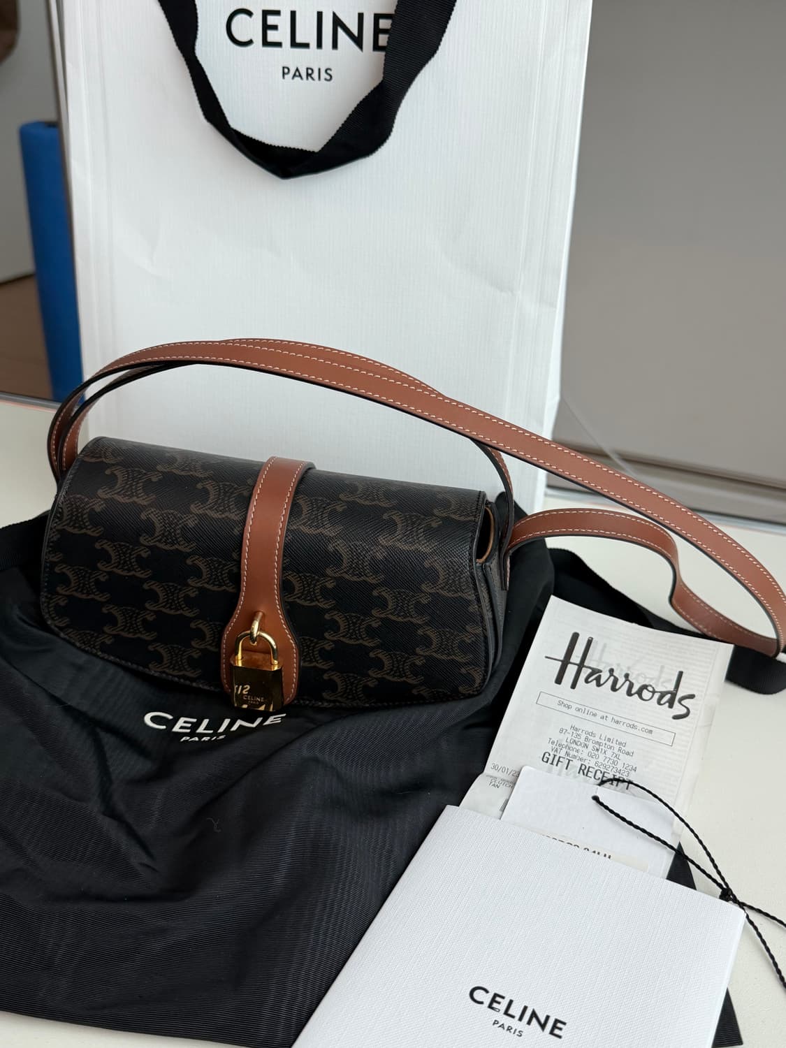 셀린느 트리옹프 타부백 탄 상품이미지3